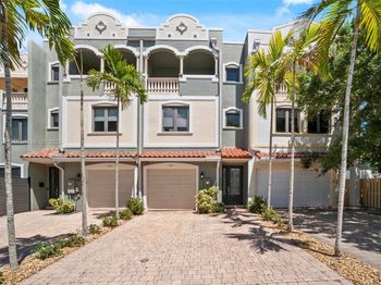 542 NE 17th Ave