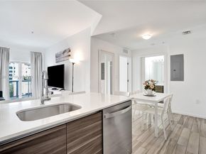 481 NE 29th St 702, Miami FL 33137