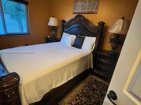 2211 NW 171st Ter, Pembroke Pines FL 33028