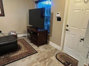 2211 NW 171st Ter, Pembroke Pines FL 33028