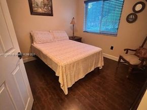 2211 NW 171st Ter, Pembroke Pines FL 33028