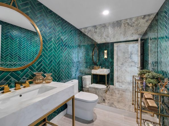 4701 N Meridian Ave 222, Miami Beach FL 33140