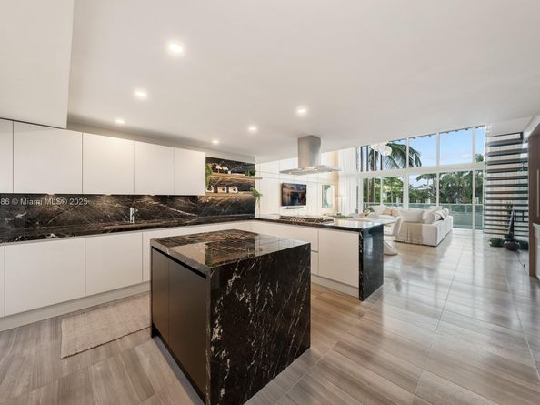 4701 N Meridian Ave 222, Miami Beach FL 33140