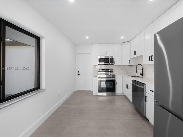 13338 SW 113th Pl, Miami FL 33176