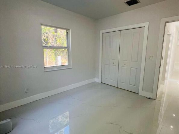 1501 NE 176th St, North Miami Beach FL 33162