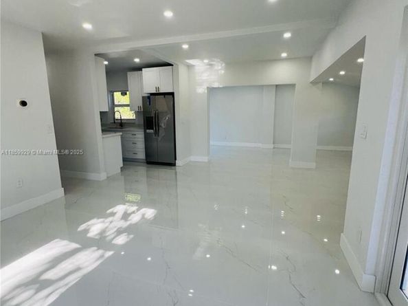 1501 NE 176th St, North Miami Beach FL 33162