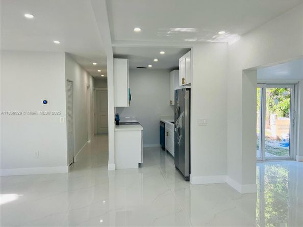 1501 NE 176th St, North Miami Beach FL 33162