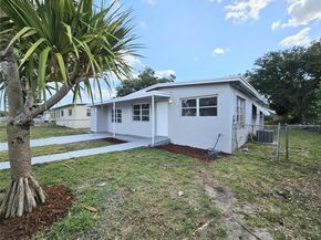 272 NW 30th Ter, Fort Lauderdale FL 33311