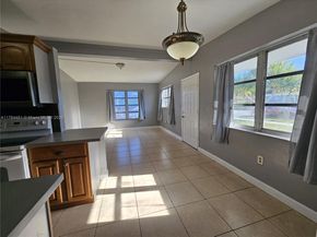 272 NW 30th Ter, Fort Lauderdale FL 33311