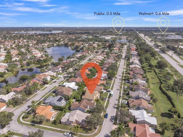 18865 NW 1st St, Pembroke Pines FL 33029