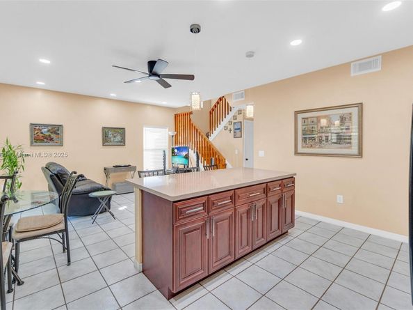 18865 NW 1st St, Pembroke Pines FL 33029