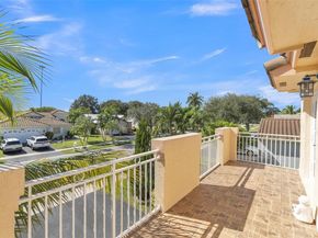 18865 NW 1st St, Pembroke Pines FL 33029