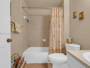 18865 NW 1st St, Pembroke Pines FL 33029