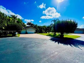 2101 NW 15th Ter, Homestead FL 33030