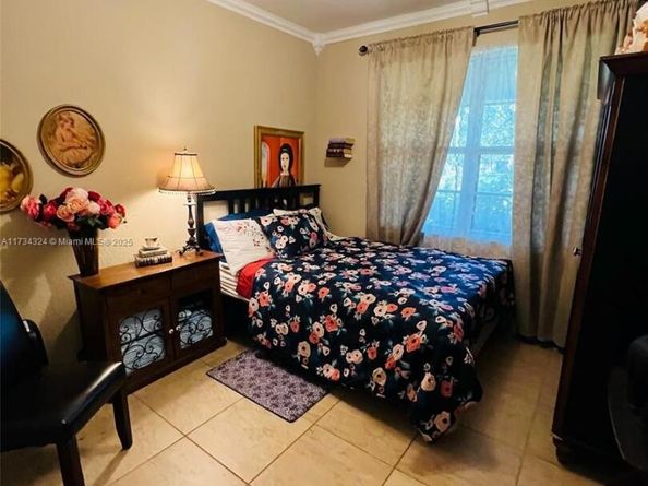2101 NW 15th Ter, Homestead FL 33030
