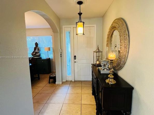 2101 NW 15th Ter, Homestead FL 33030