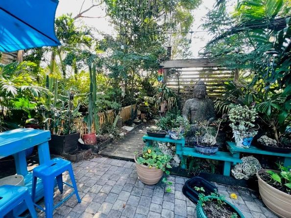 2101 NW 15th Ter, Homestead FL 33030