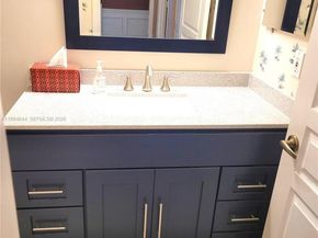 5823 Plum Harbor Cir, Tamarac FL 33321