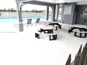 5823 Plum Harbor Cir, Tamarac FL 33321