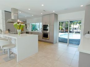 2711 NE 57th Ct, Fort Lauderdale FL 33308