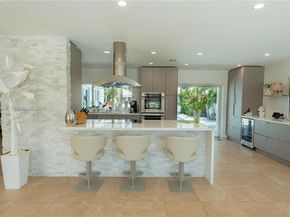 2711 NE 57th Ct, Fort Lauderdale FL 33308