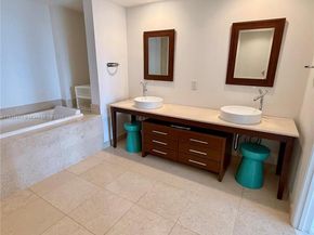 495 Brickell Ave BAY806, Miami FL 33131