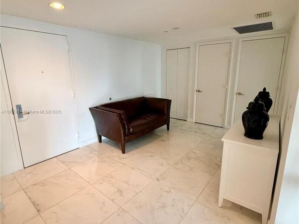 495 Brickell Ave BAY806, Miami FL 33131