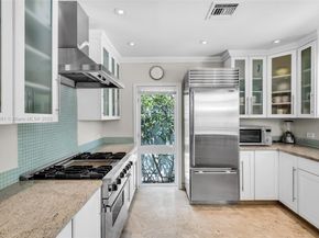 3435 Royal Palm Ave, Miami Beach FL 33140