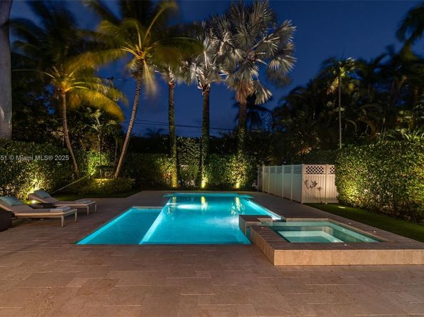 3435 Royal Palm Ave, Miami Beach FL 33140