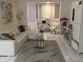 5033 NW 7th St 312, Miami FL 33126