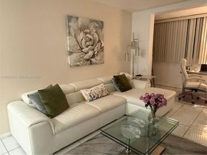 5033 NW 7th St 312, Miami FL 33126