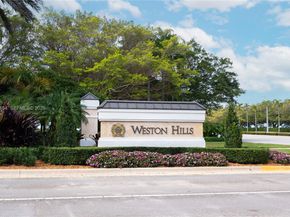 2621 Oakbrook Ln, Weston FL 33332