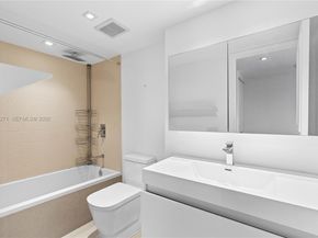 1541 Brickell Ave C1607, Miami FL 33129