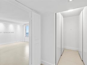 1541 Brickell Ave C1607, Miami FL 33129