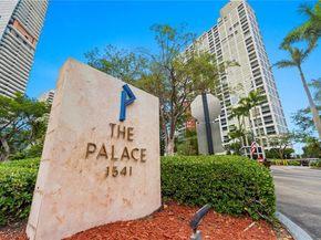 1541 Brickell Ave C1607, Miami FL 33129