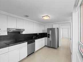 1541 Brickell Ave C1607, Miami FL 33129