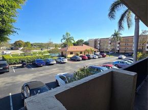 5920 Coral Lake Dr 208, Margate FL 33063