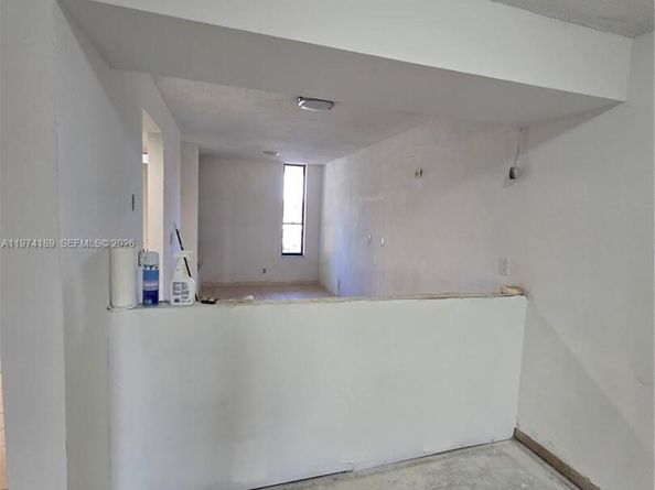 5920 Coral Lake Dr 208, Margate FL 33063