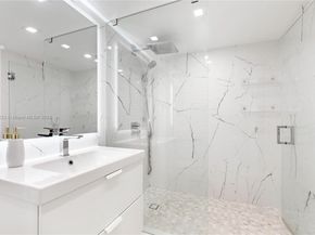 2961 NE 185th St 1617, Aventura FL 33180
