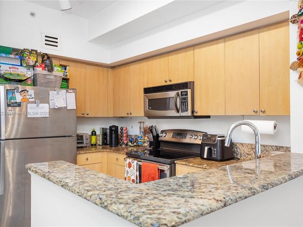 2961 NE 185th St 1617, Aventura FL 33180