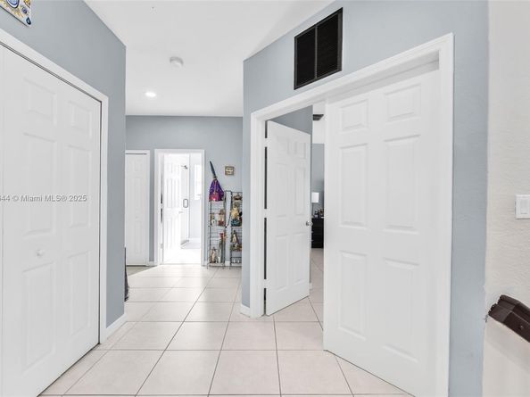 6014 SW 160th Ave, Miami FL 33193