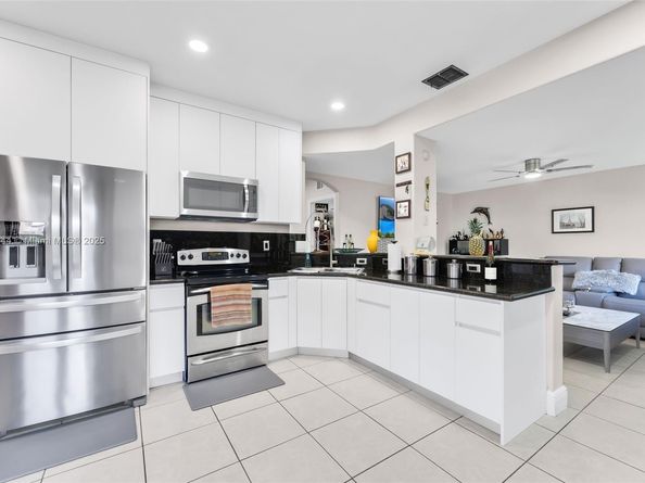 6014 SW 160th Ave, Miami FL 33193