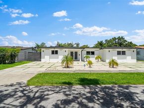 20600 NE 22nd Ct, Aventura FL 33180