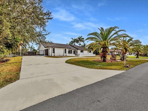 3801 SW 141st Ave, Miramar FL 33027