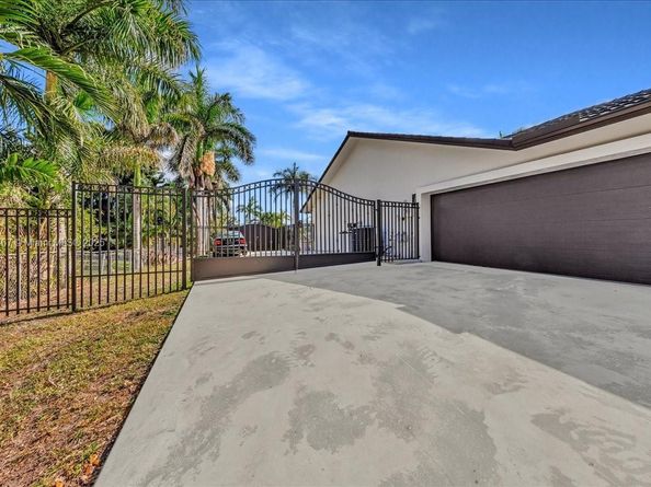 3801 SW 141st Ave, Miramar FL 33027