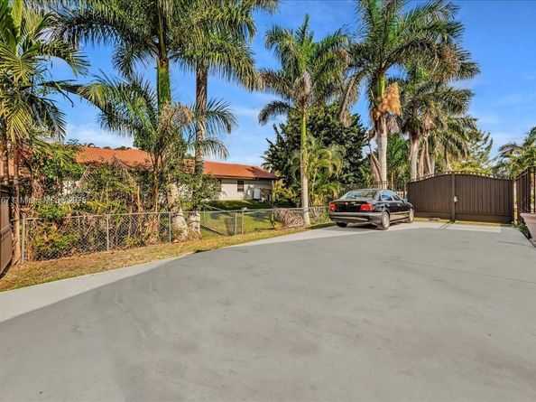 3801 SW 141st Ave, Miramar FL 33027