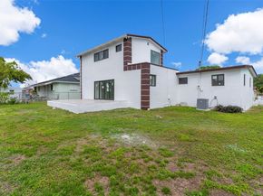 13930 Van Buren St, Miami FL 33176