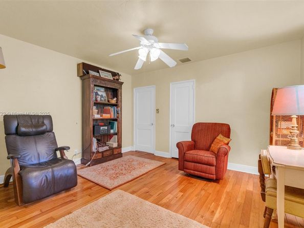 1521 Funston St, Hollywood FL 33020