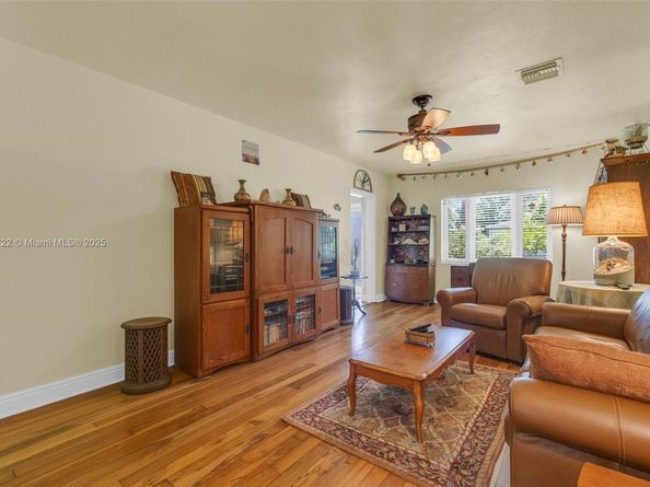 1521 Funston St, Hollywood FL 33020