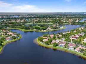 926 Marina Dr, Weston FL 33327